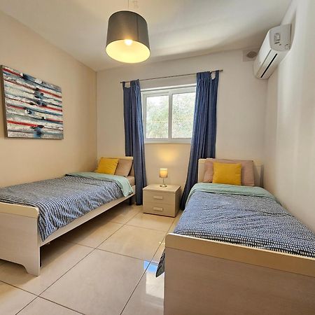 Sealine Apartment St. Paul's Bay Exterior photo